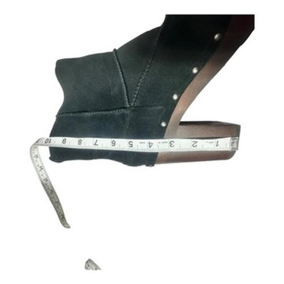 Women's Ugg Suede Kouri Boot Size 11 - Picture 3 of 15